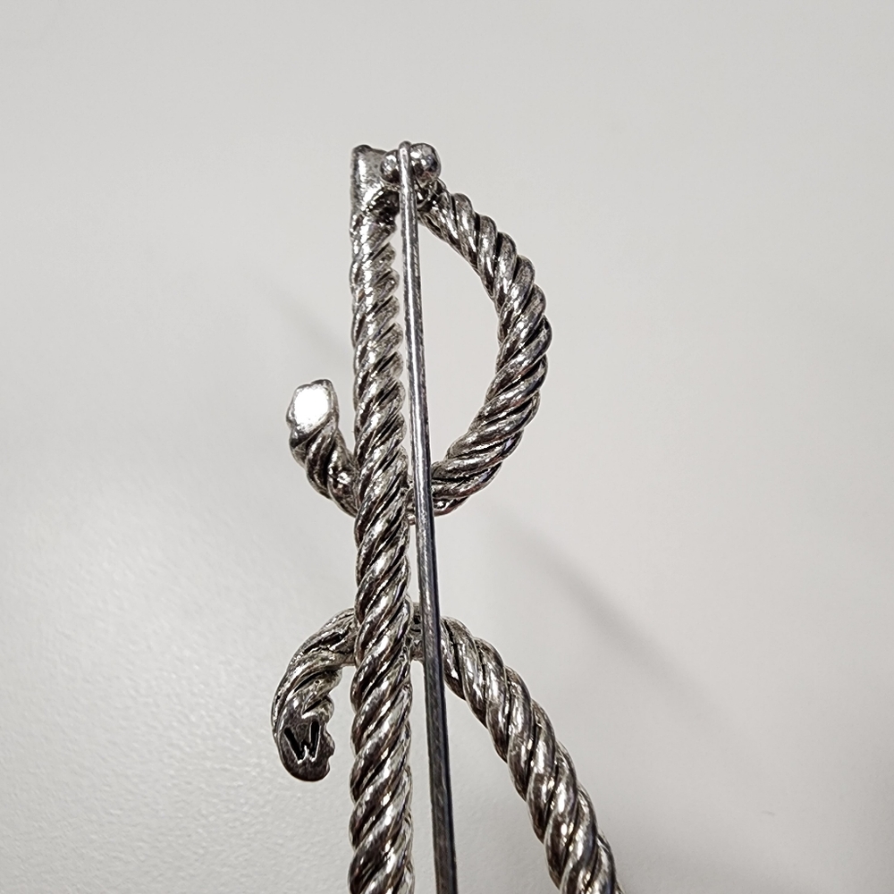 Large Script Letter J Initial Pin Brooch Silver Tone Twisted Rope Design Cursive - Picture 7 of 10